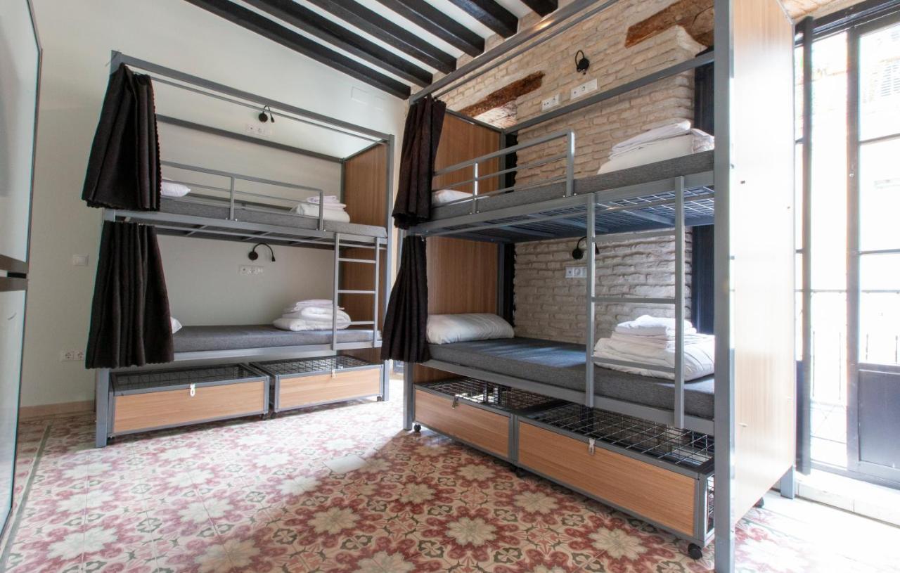 Hostel Ibarra By Bossh! Hotels Seville Exterior photo