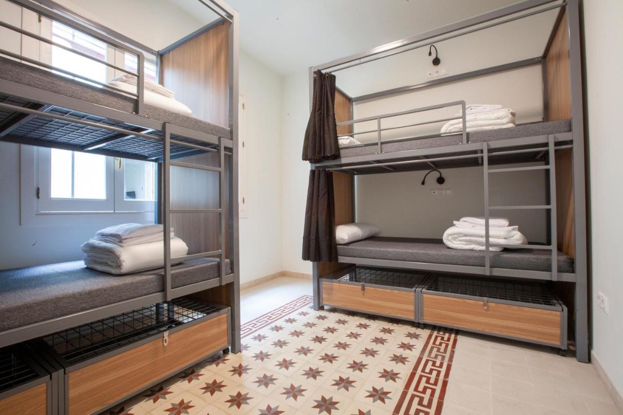 Hostel Ibarra By Bossh! Hotels Seville Exterior photo
