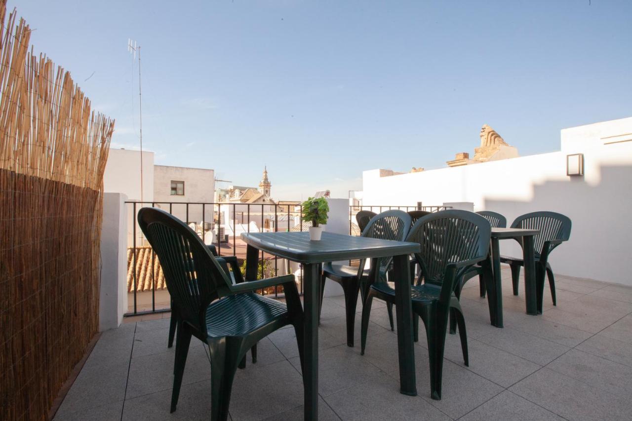 Hostel Ibarra By Bossh! Hotels Seville Exterior photo