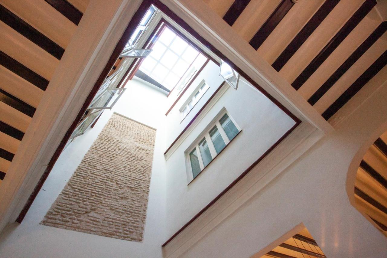 Hostel Ibarra By Bossh! Hotels Seville Exterior photo