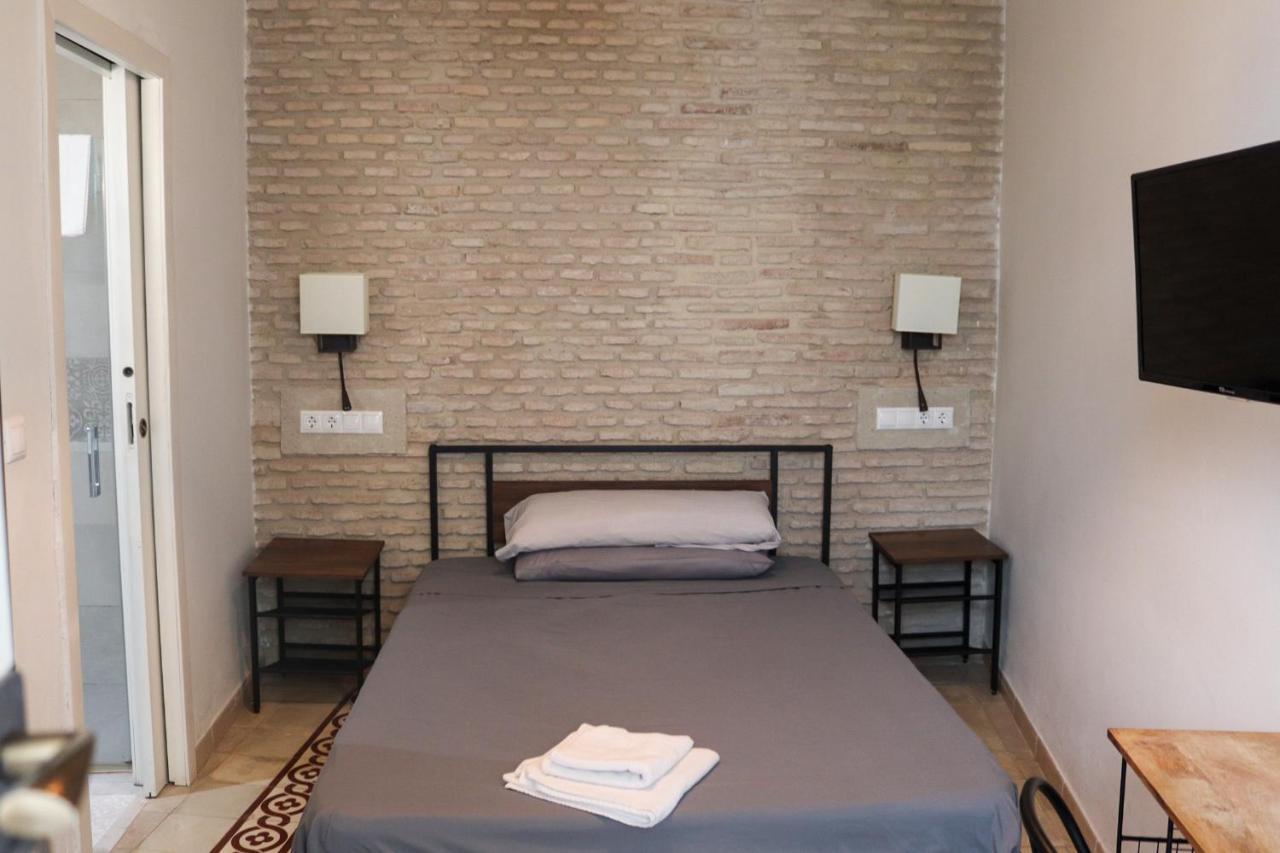 Hostel Ibarra By Bossh! Hotels Seville Exterior photo